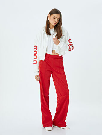 Arkası Baskılı Kapüşonlu Fermuarlı Cepli Sweatshirt