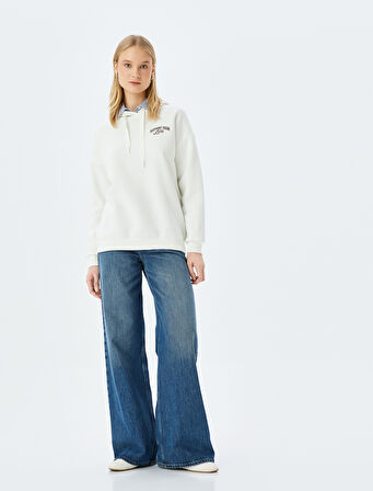 Arkası Baskılı Kapüşonlu Uzun Kollu Sweatshirt