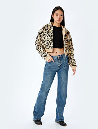 Şardonlu Leopar Desenli Kapüşonlu Fermuarlı Crop Sweatshirt
