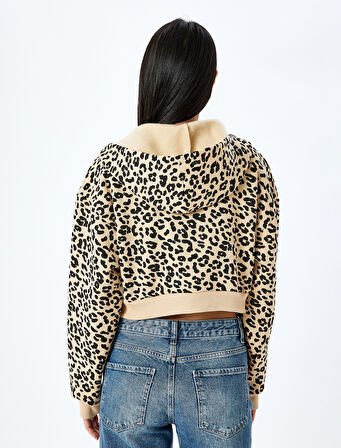 Şardonlu Leopar Desenli Kapüşonlu Fermuarlı Crop Sweatshirt