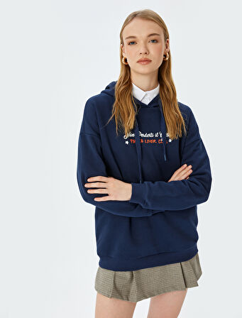 Slogan Baskılı Kapüşonlu Uzun Kollu Şardonlu Oversize Sweatshirt