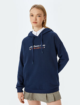 Slogan Baskılı Kapüşonlu Uzun Kollu Şardonlu Oversize Sweatshirt