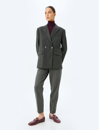 Slim Fit Havuç Kesim Yüksek Bel Kumaş Pantolon