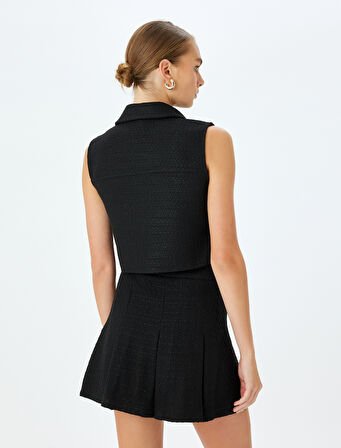 Gold Düğmeli Kapaklı Cep Detaylı Kolsuz Crop Tüvit Yelek