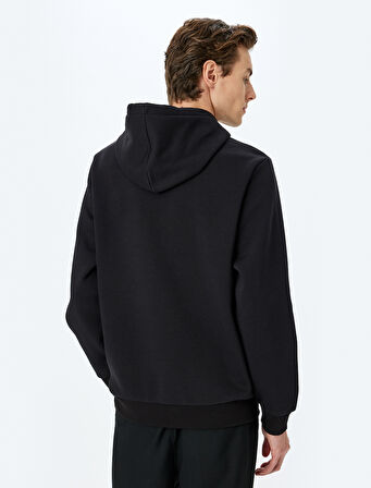 Pamuk Karışımlı Şardonlu Slogan Baskılı Kapşonlu Sweatshirt