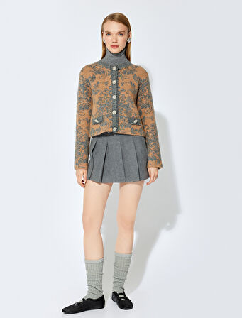 Koton X Şahika Ercümen - Parıltılı Floral Desenli Taşlı Düğme Detaylı Uzun Kollu Bisiklet Yaka Triko Hırka 