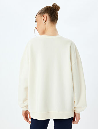 Oversize Bisiklet Yaka Uzun Kollu Sweatshirt