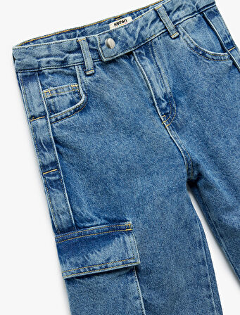 Pamuklu Kapaklı Cep Detaylı Denim Şort