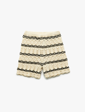 Pamuklu Örgü Detaylı Ajurlu Triko Şort