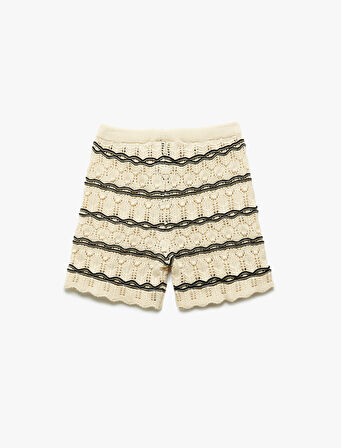 Pamuklu Örgü Detaylı Ajurlu Triko Şort