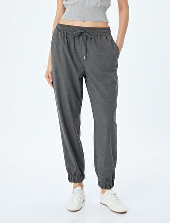 Beli Bağlamalı Cepli Jogger Pantolon