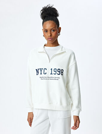 Üç İplik Uzun Kollu Yarım Fermuarlı Dik Yaka Baskılı Sweatshirt