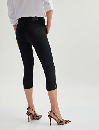 Yüksek Bel Pamuklu Kapri Denim Şort - Tight Fit