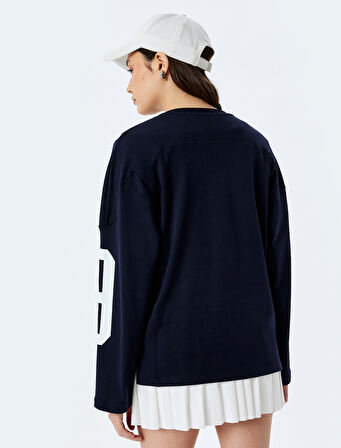 Kolej Baskılı V Yaka Uzun Kollu Oversize Sweatshirt