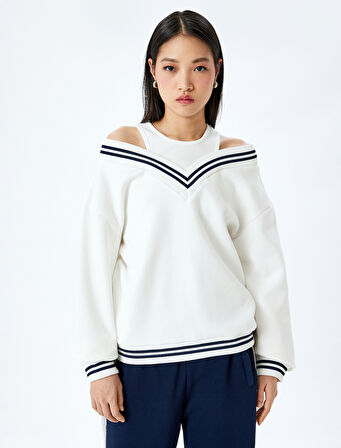 Biyeli Oversize V Yaka Atlet Detaylı Sweatshirt