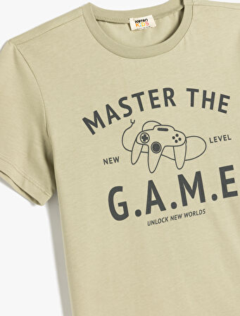 Bisiklet Yaka Oyun Temalı Baskılı Kısa Kollu Pamuklu Tişört