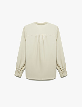 Düğmeli Hakim Yaka Uzun Kollu Saten Gömlek