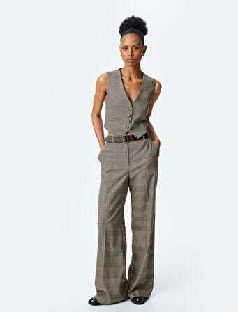 Düğmeli V Yaka Ekose Yelek