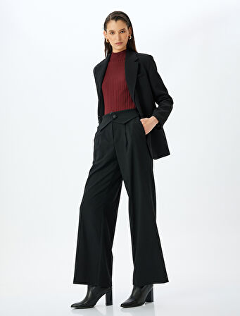 Kemer Detaylı Yüksek Bel Düz Geniş Paça Pantolon