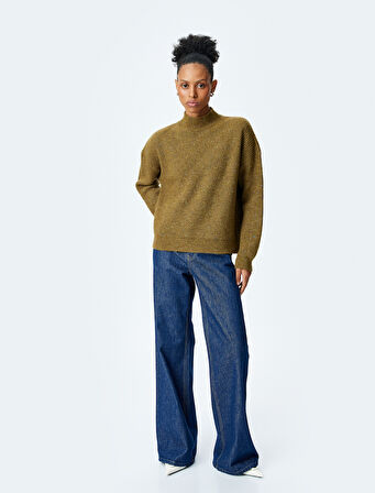 Oversize Balıkçı Yaka Triko Kazak