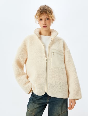 Oversize Fermuarlı Cep Detaylı Dik Yaka Peluş Sweatshirt