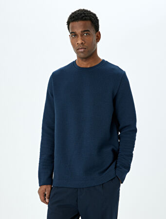 Uzun Kollu Pamuk Karışımlı Dokulu Basic Bisiklet Yaka Sweatshirt