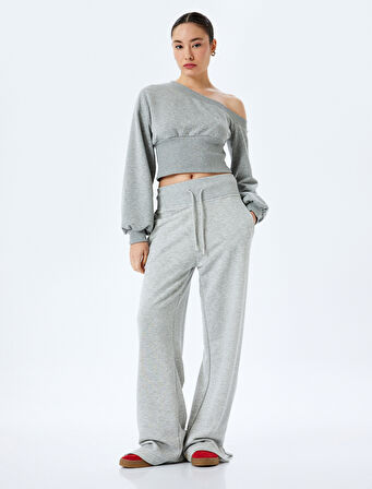 Korse Detaylı Asimetrik Yaka Omzu Açık Crop Sweatshirt