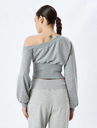 Korse Detaylı Asimetrik Yaka Omzu Açık Crop Sweatshirt
