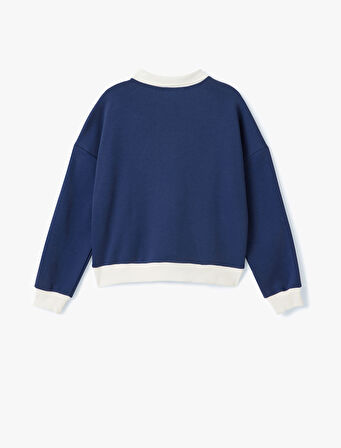 Polo Yaka Düğmeli Kolej Baskılı Şerit Detaylı Oversize Sweatshirt