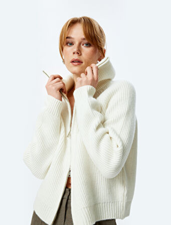 Dik Yaka Fermuarlı Uzun Kollu Triko Hırka