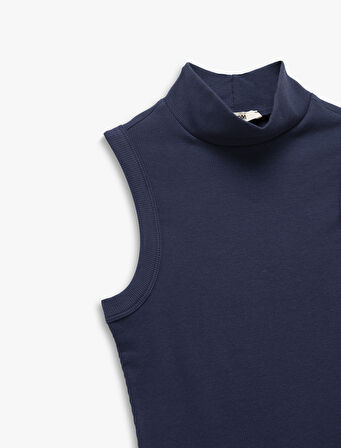 Pamuklu Slim Fit Dik Yaka Kolsuz Atlet