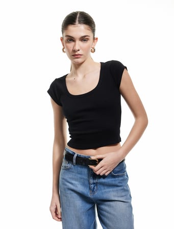 Pamuklu Slim Fit Kısa Kollu Bisiklet Yaka Tişört