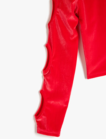 Uzun Kollu Bisiklet Yaka Pencere Detaylı Kadife Bluz