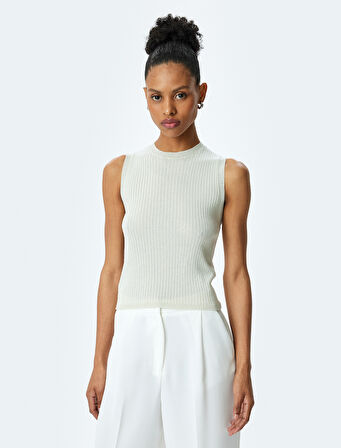 Bisiklet Yaka Kolsuz Metalik İplik Detaylı Triko Atlet