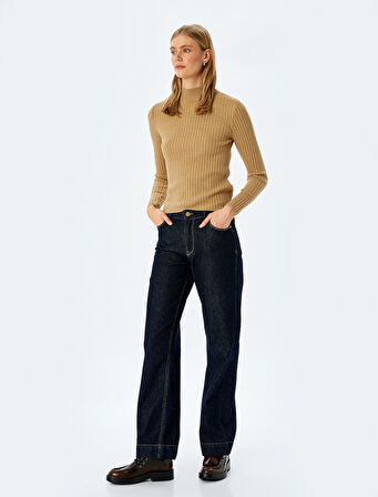 Dik Yaka Slim Fit Uzun Kollu Basic Triko Kazak