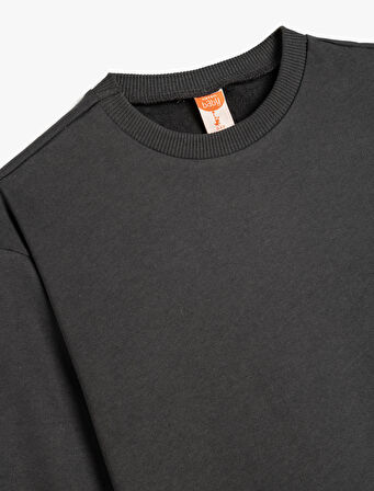Pamuklu Uzun Kollu Bisiklet Yaka Şardonlu Basic Sweatshirt