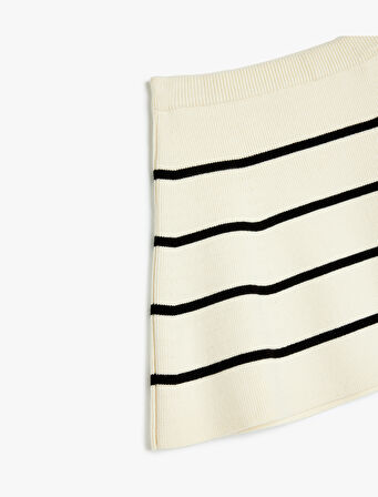 Viskon Karışımlı Beli Lastikli Çizgili Triko Etek 