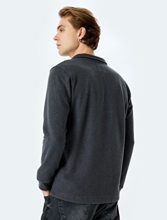 Uzun Kollu Pamuk Karışımlı Slogan İşlemeli Yarım Fermuarlı Sweatshirt