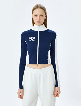 Fermuarlı Dik Yaka Slogan Baskılı Tişört