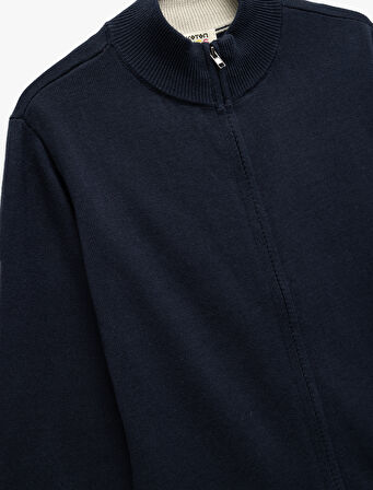 Pamuklu Uzun Kollu Fermuarlı Dik Yaka Triko Okul Hırkası