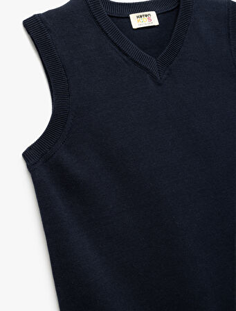 Kolsuz V Yaka Triko Okul Süveteri