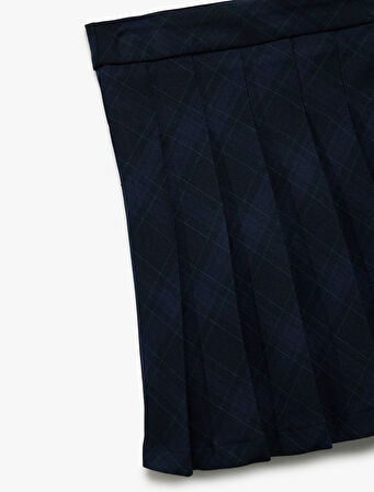 Ekoseli Pileli Asimetrik Kesim Okul Eteği