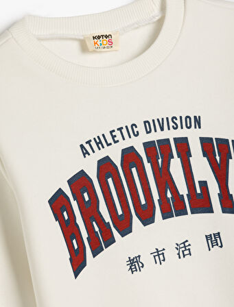 Bisiklet Yaka Brooklyn Baskılı Uzun Kollu Şardonlu Sweatshirt