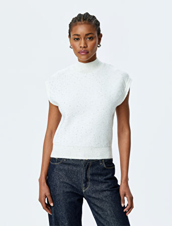 Pul Payet Detaylı Dik Yaka Kolsuz Triko Kazak