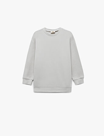 Pamuklu Uzun Kollu Bisiklet Yaka Oversize Basic Sweatshirt