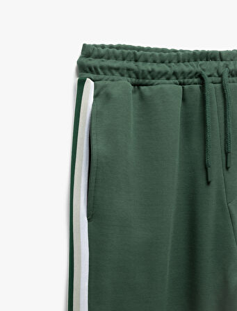 Şerit Detaylı Pamuk Karışımlı Beli Bağcıklı Eşofman Altı