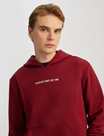 Uzun Kollu Pamuk Karışımlı Cepli Slogan Baskılı Kapşonlu Sweatshirt