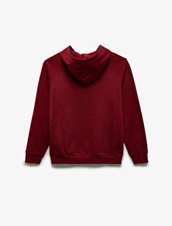 Uzun Kollu Pamuk Karışımlı Cepli Slogan Baskılı Kapşonlu Sweatshirt
