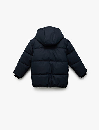 Fermuarlı Kapüşonlu Cep Detaylı Şişme Mont