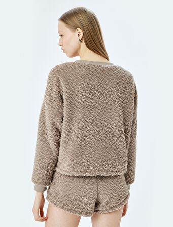 Bisiklet Yaka Yumuşak Dokulu Peluş Polar Pijama Üstü